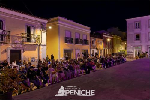 Noite de Fados da Freguesia de Peniche 2025 &bull; Escadaria da Igreja de S. Pedro